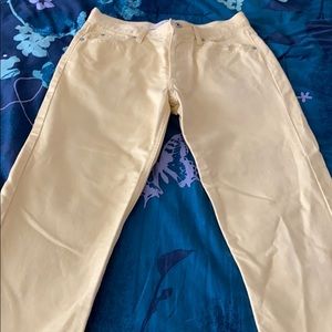 Gap Vintage Yellow Capri Jeans